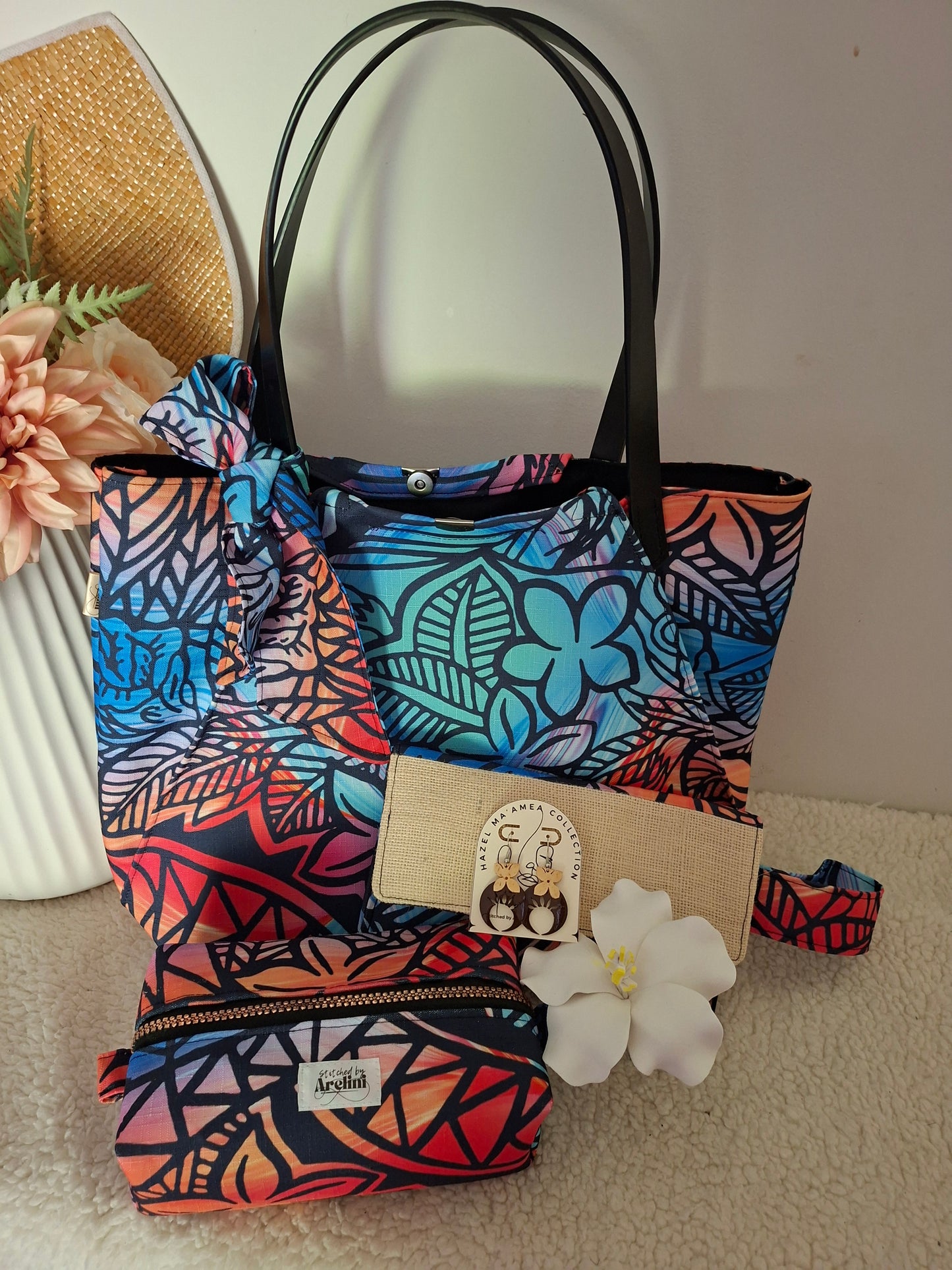 Moana Tropical Bundle