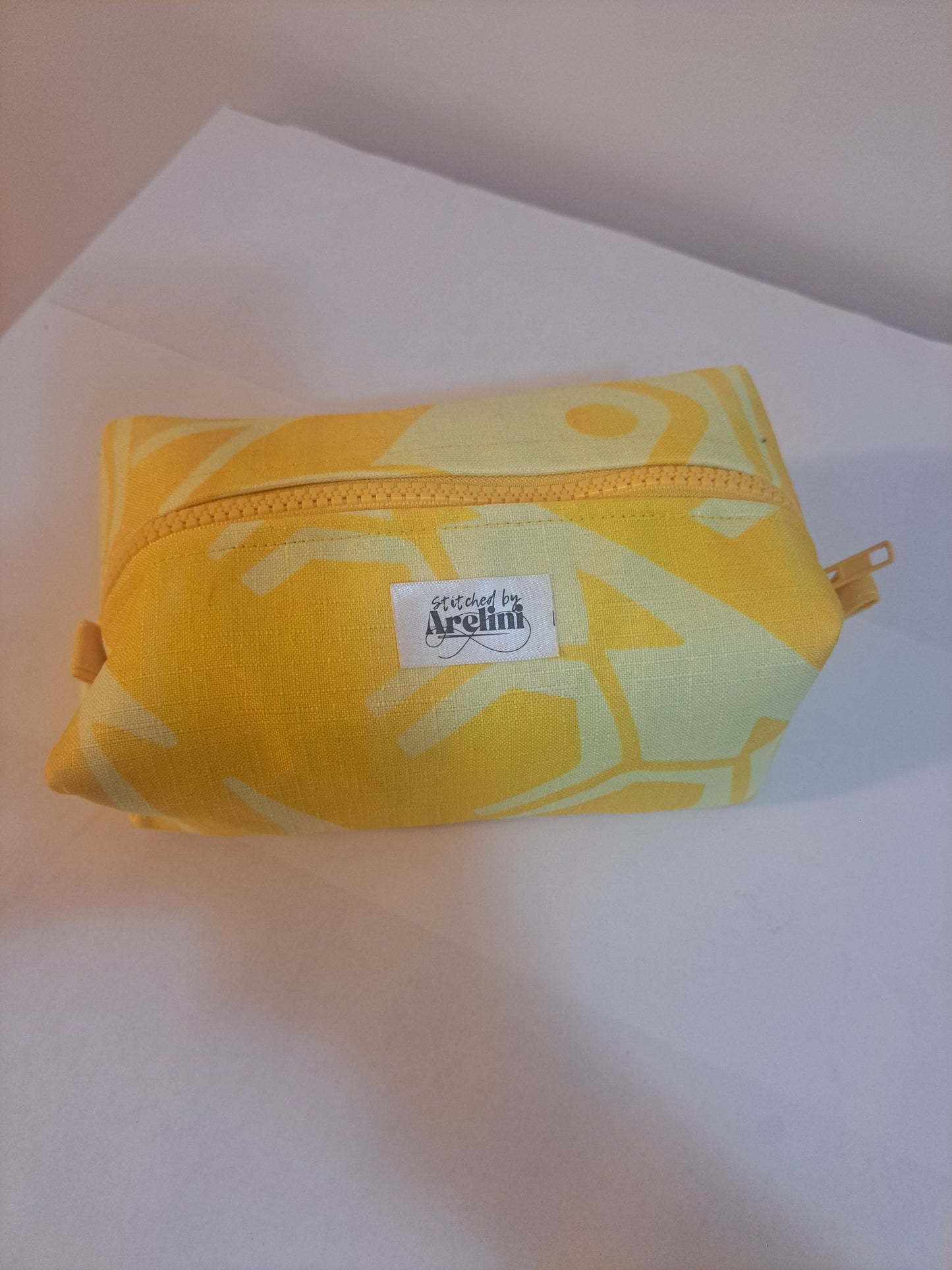 Pua Box Pouch Bag