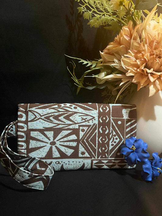 Manaia Clutch Purse