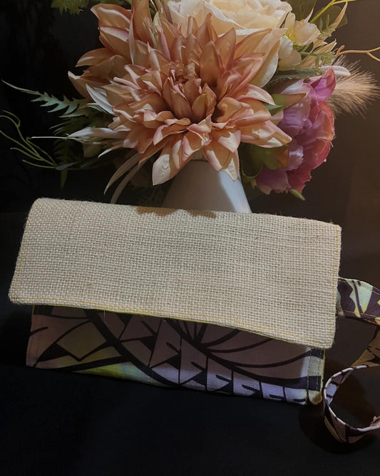 Lagoto Clutch Purse